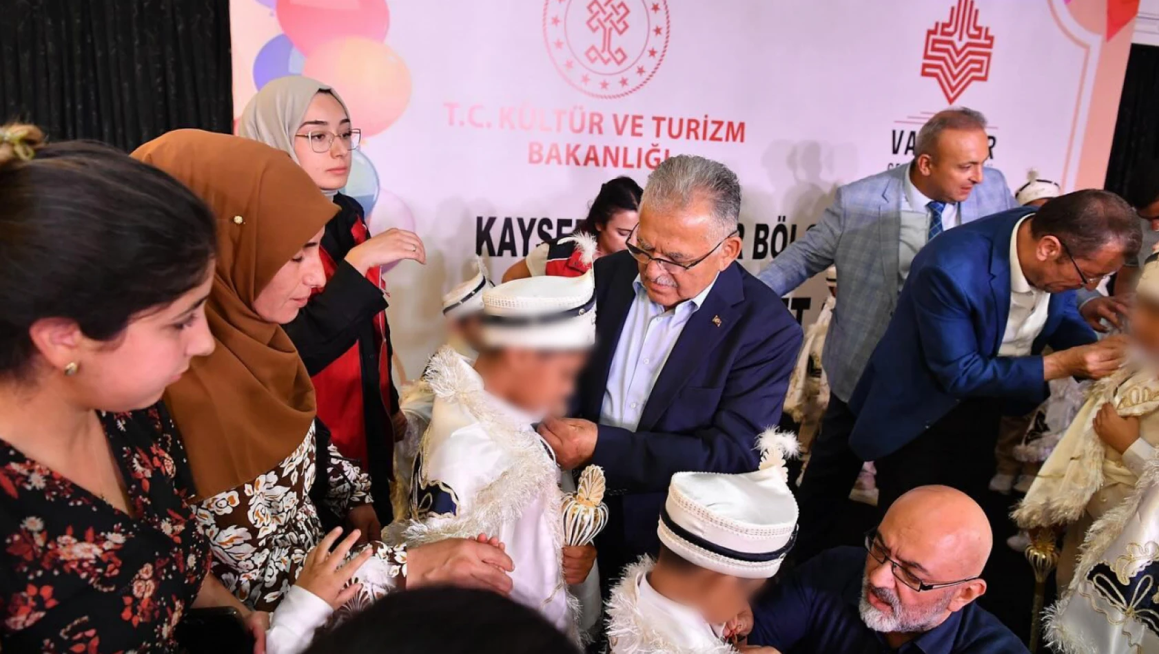 Kayseri'de toplu sünnet şöleni!