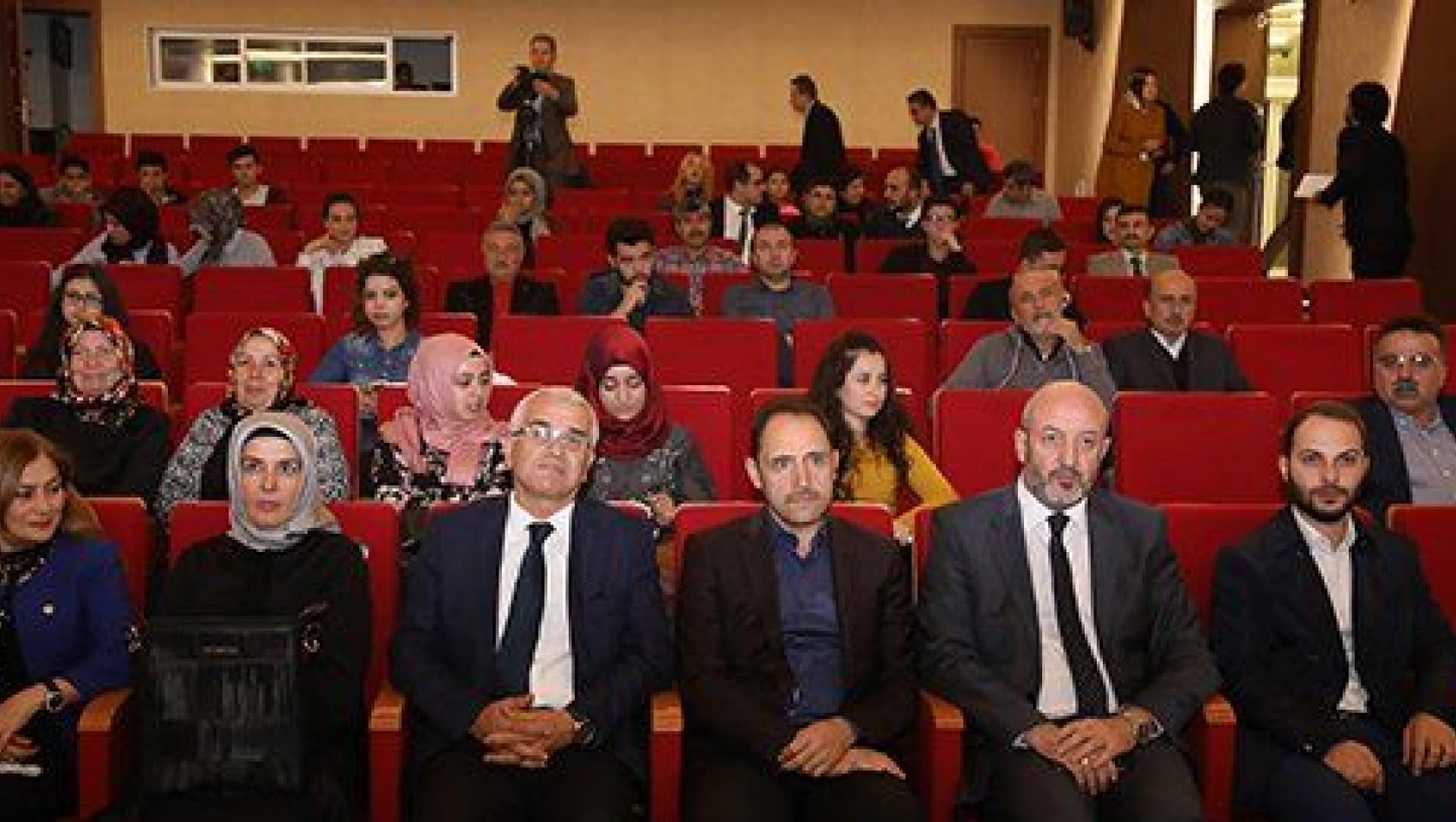 'Osmanlı'da suç ve ceza' konferansı