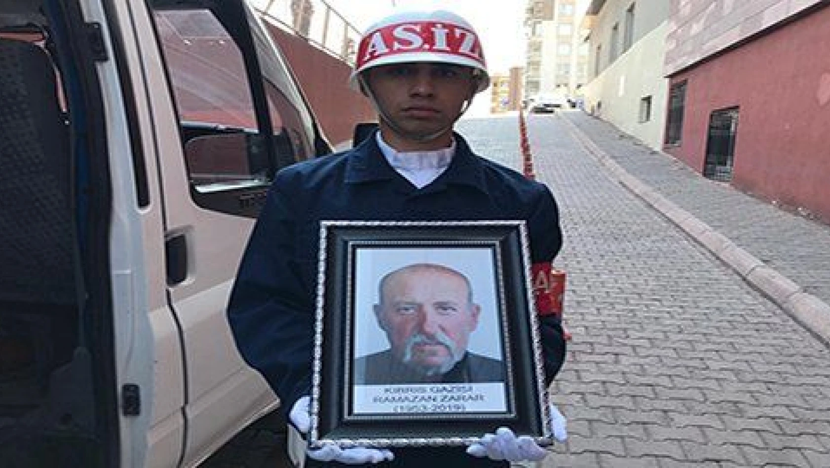 Kıbrıs Harekatı yıl dönümünde Kıbrıs Gazisi son yolculuğuna uğurlandı 