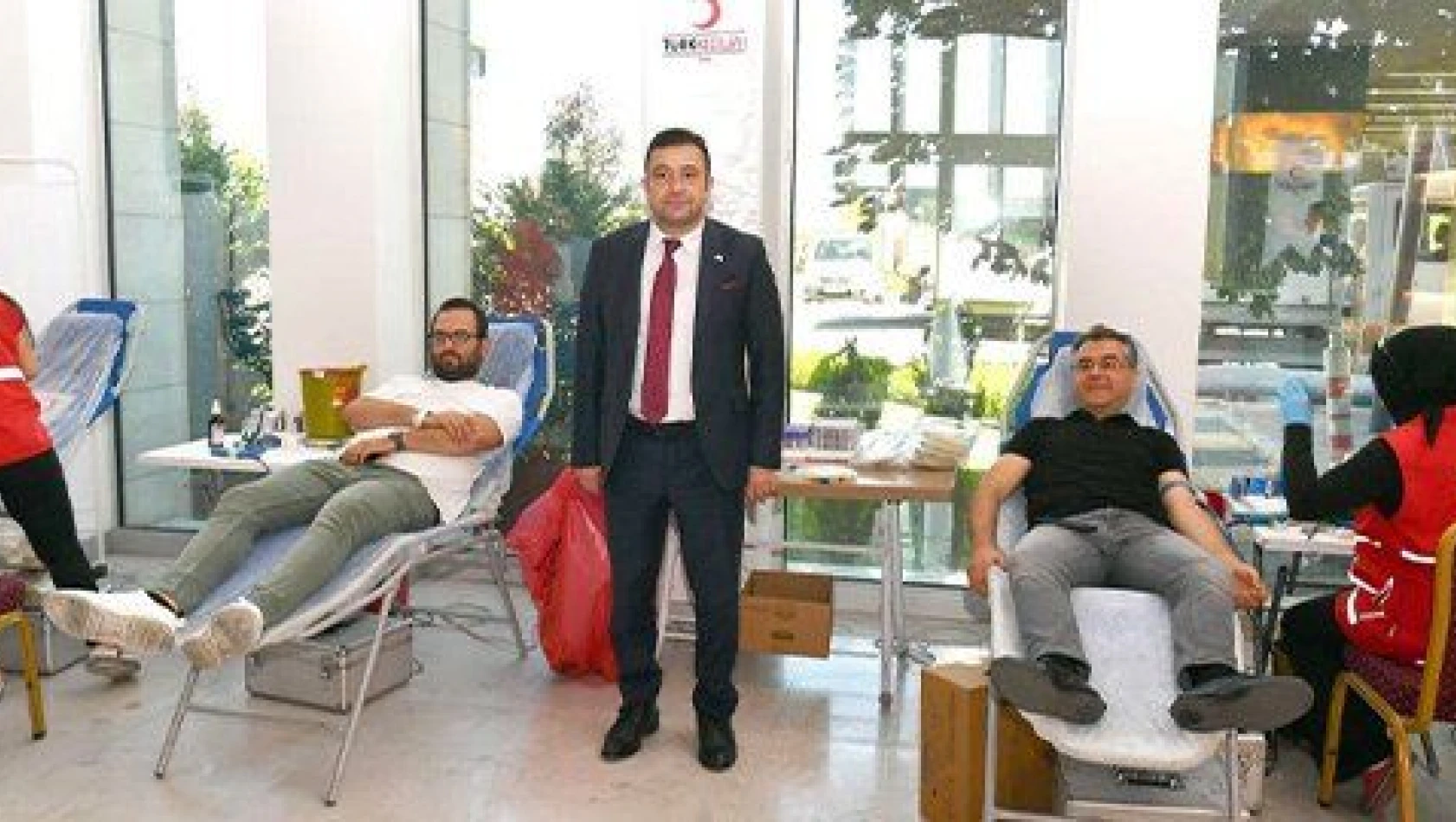 Kayseri OSB'den Kızılay'a kan bağışı