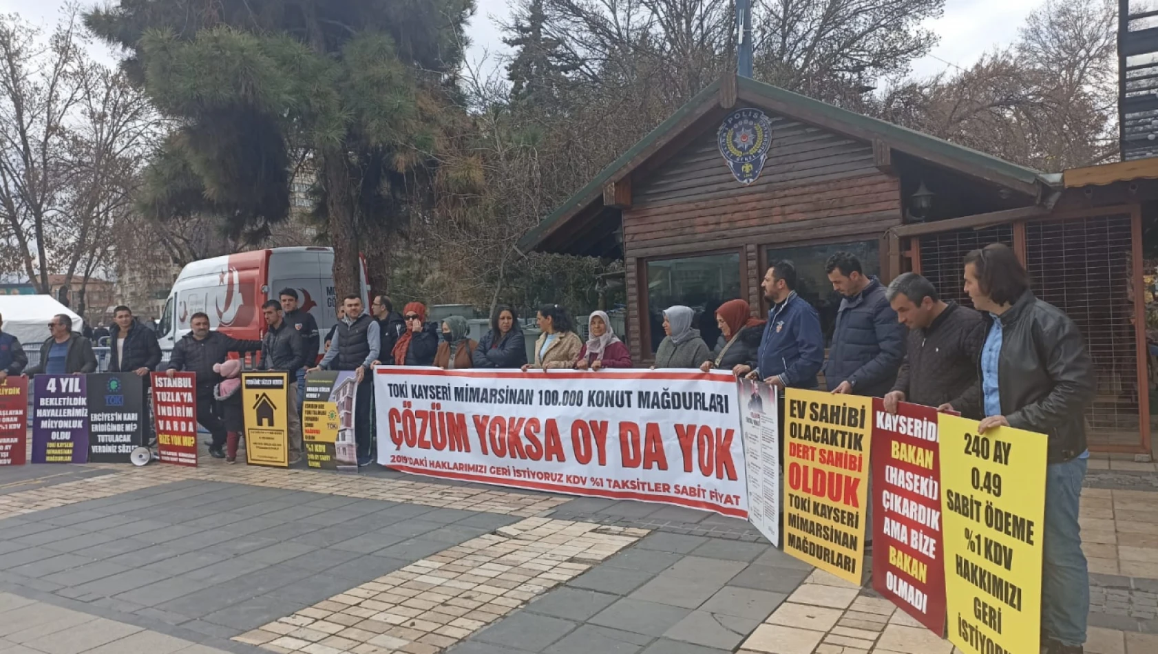 TOKİ mağdurları Kayseri Meydanı'ndan seslendi! - 'Çözüm yoksa oy yok!'