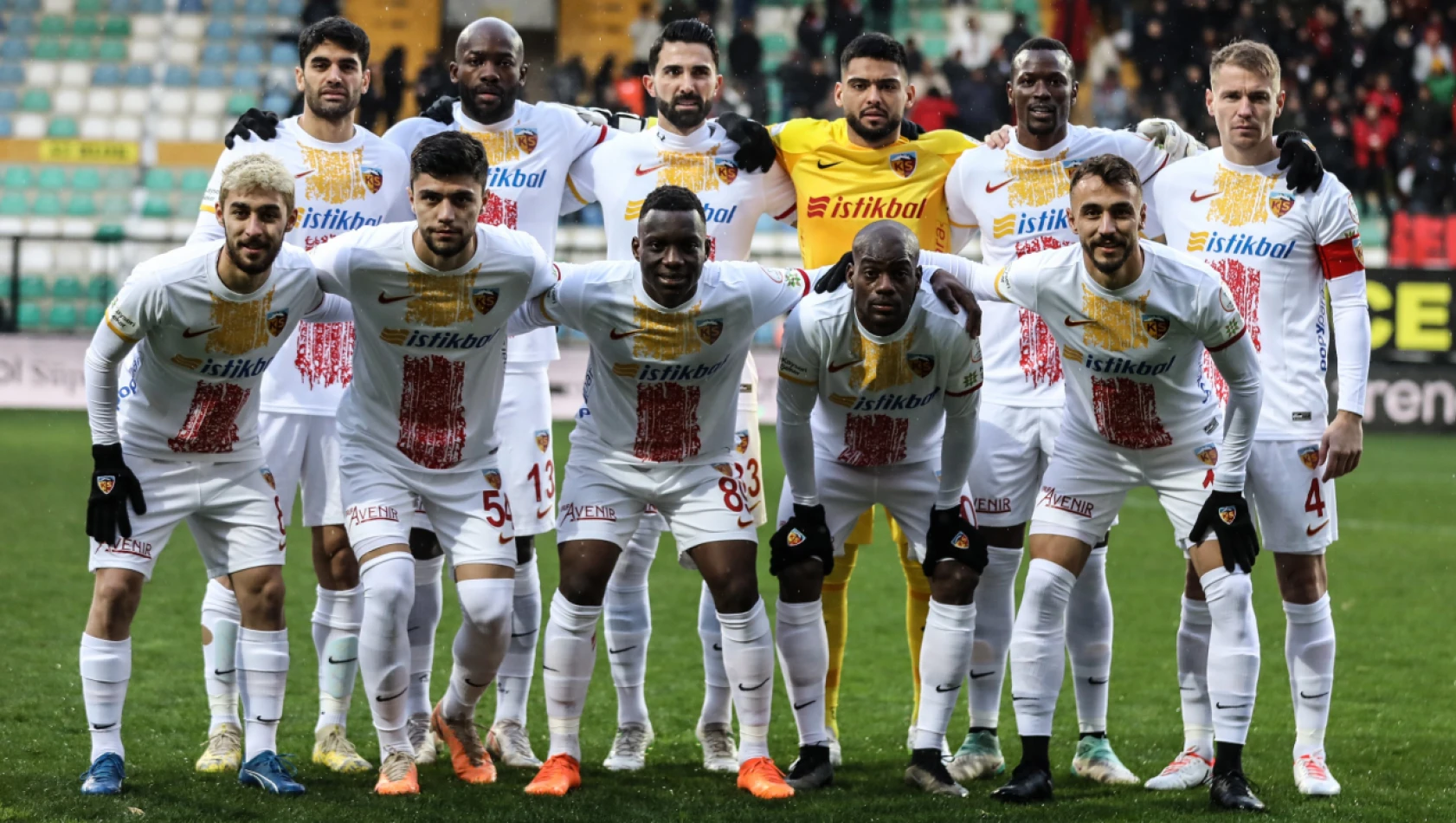 Kayserispor İstanbul'da kayıplarda! İlk yarıda 4 gol var... Karagümrük - Kayserispor