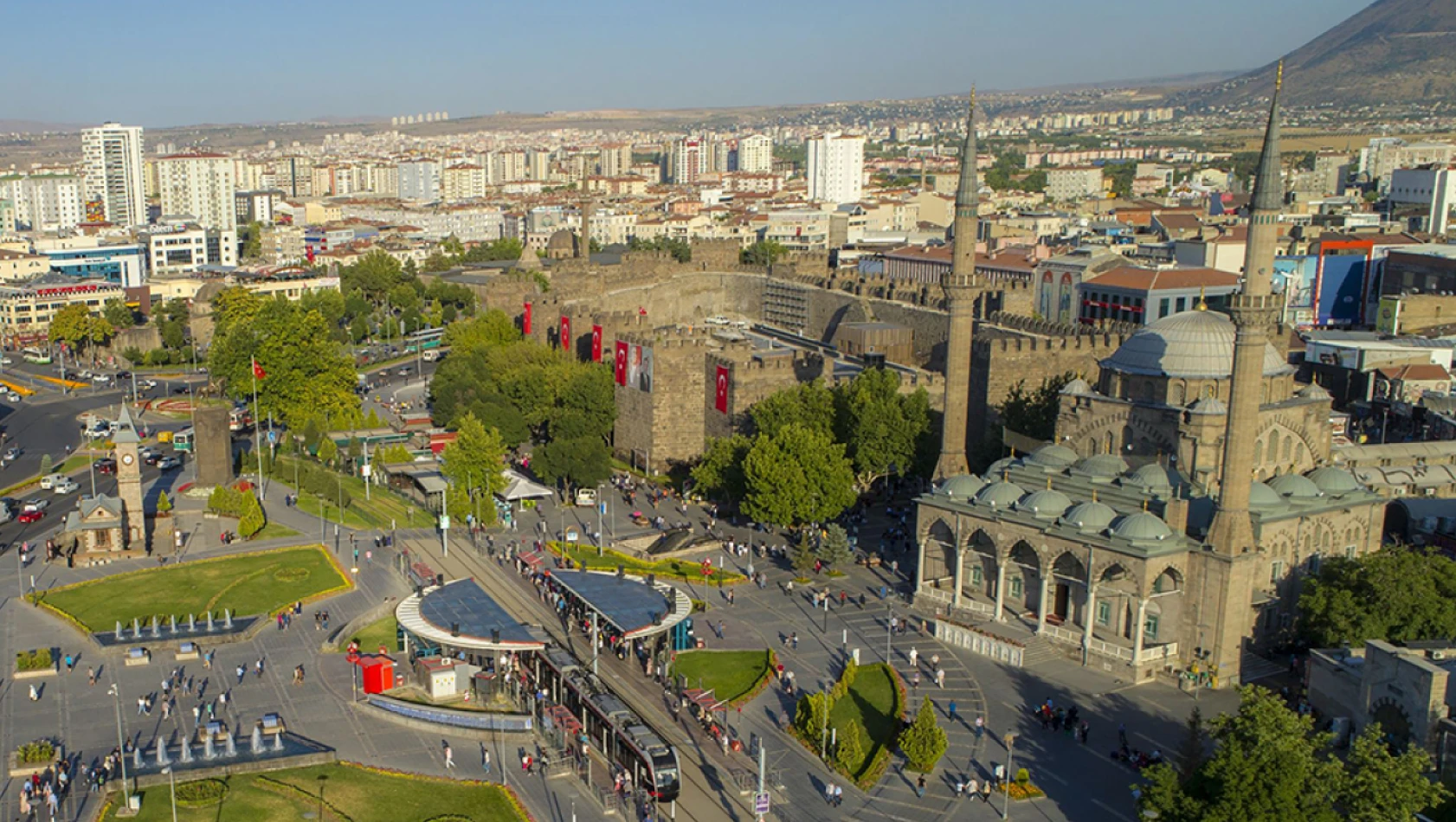 Kore'yi Kayseri'ye Getirdi - Bakın Ne Yaptı!