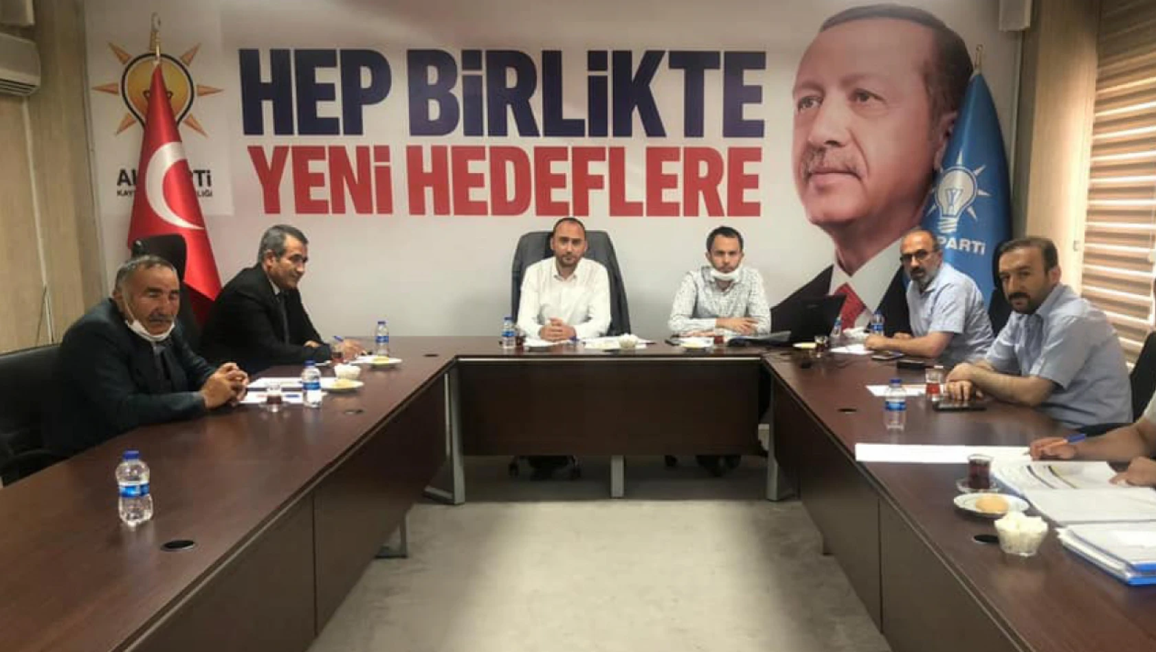 AK Parti'nin değişmez ismi oldu!- Tüm yönetimlerde o var!