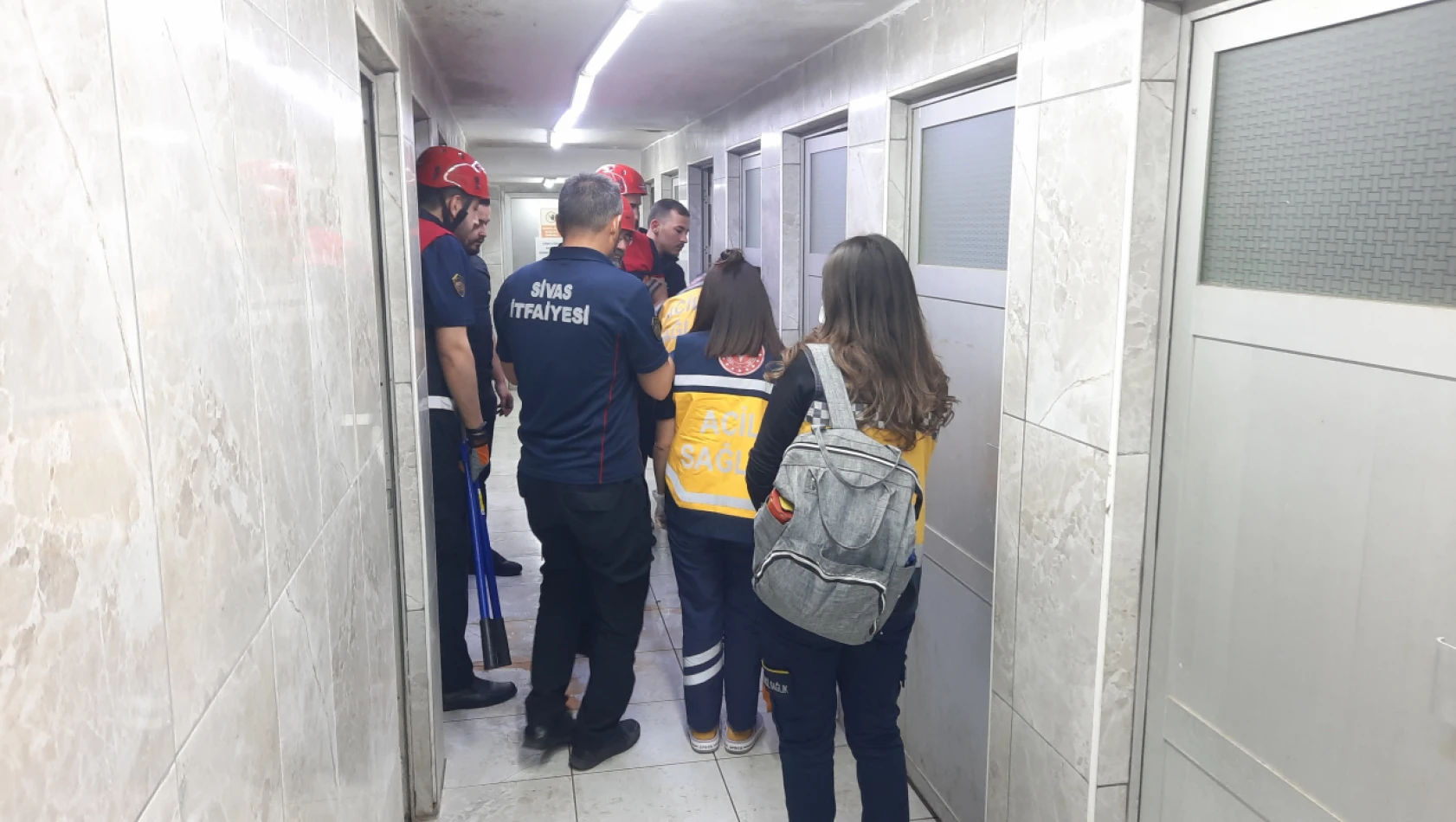Sivas'ta bir adam tuvalette hayatını kabul etti