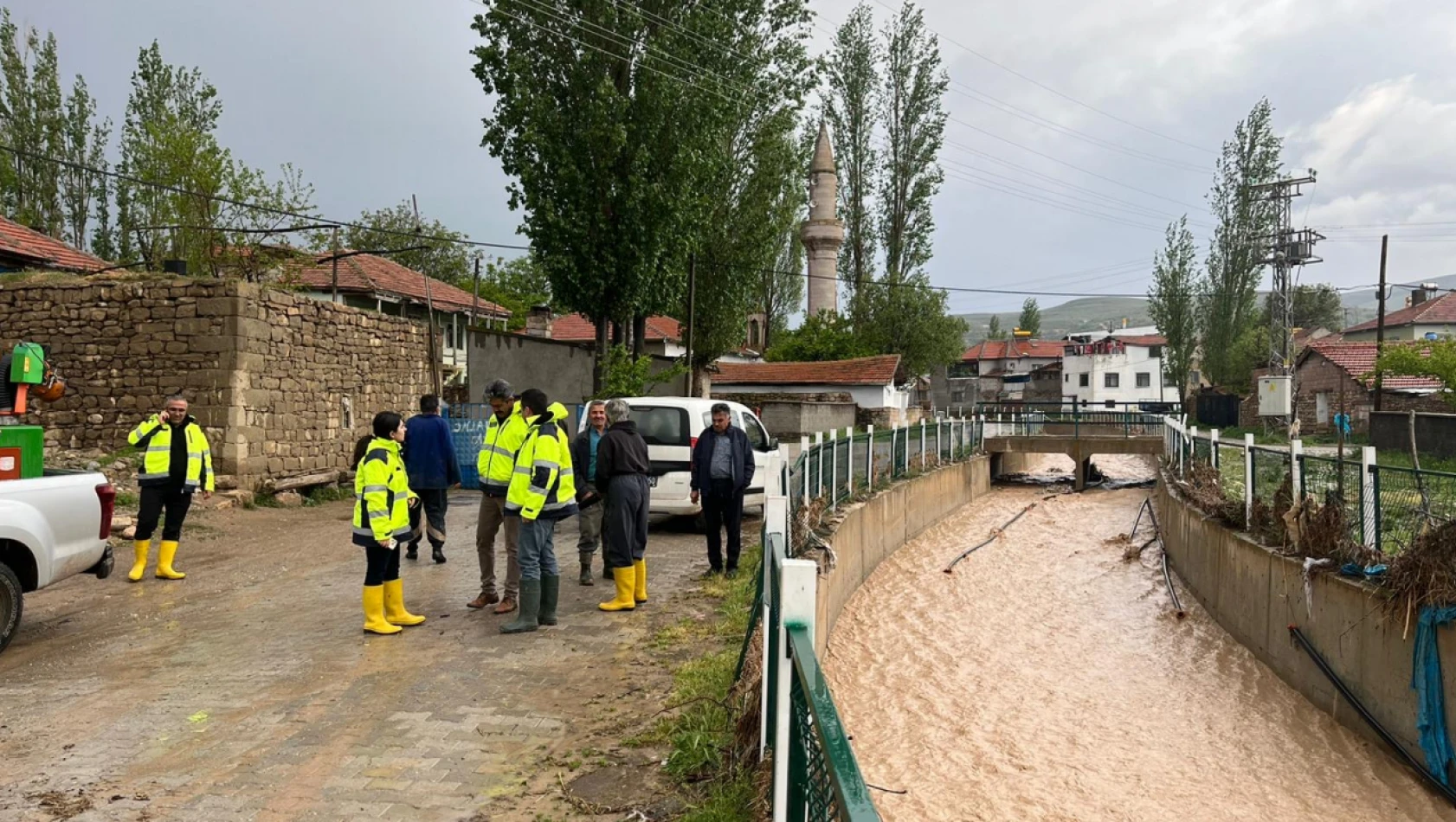 Su baskınlarının ardından Bünyan'da ekipler harekete geçti!