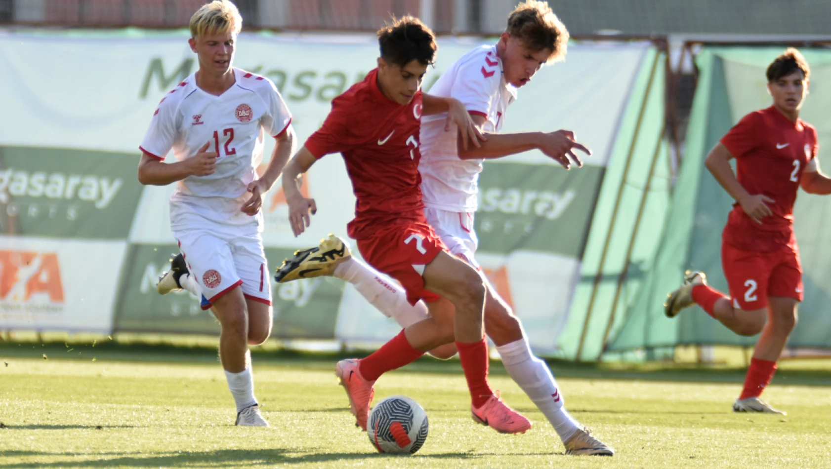 U16 Milli Takımı Kayseri'de göğüs kabarttı!