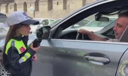 Kayseri'de çocuklar trafik polisi oldu
