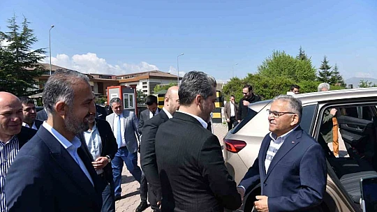 Başkan Büyükkılıç oyunu Erenköy'de kullandı