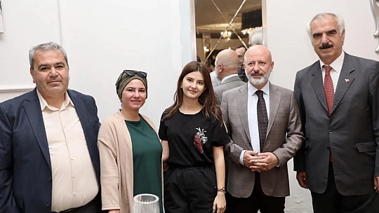 Çolakbayrakdar, deprem bölgesinde çalışanlara teşekkür etti