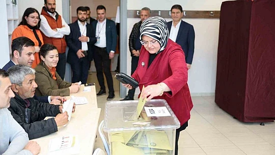 Başkan Özdoğan oyunu kullandı