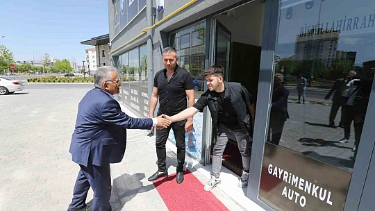 Büyükkılıç'tan esnaf ziyareti