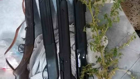 Depremzedeleri bile kullandı, dolandırmak için farklı kılıklara girdi