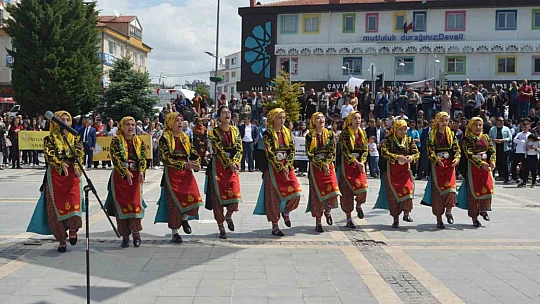 Develi'de 19 Mayıs törenle kutlandı