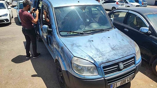 Koltuklarımı çaldın diyerek arkadaşını öldürdü