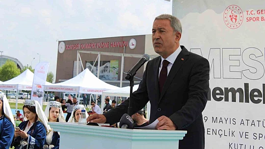 Kayseri'de '19 Mayıs' gösterisine büyük ilgi