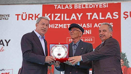 Başkan Yalçın,' İyiliğin amiral gemisi Talas'a demir attı'