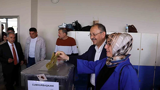 Özhaseki:'AK Parti'nin kazanmış olduğu yeni zaferle birlikte tüm Türkiye kazanacak'