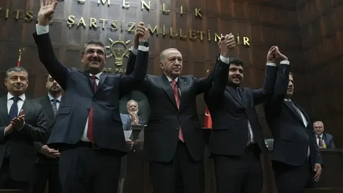 13 belediye başkanı AK Parti'ye geçti! DEM Parti'den de var…