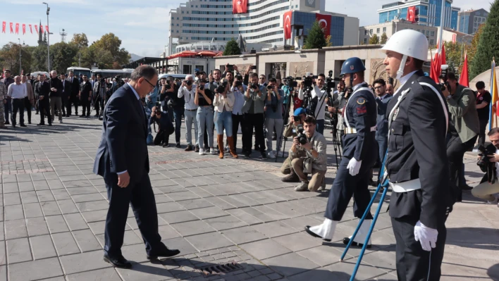 Bakan Özhaseki'den güç açıklaması!