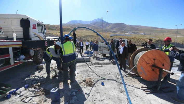 Büyükkılıç Erciyes jeotermal sondaj alanında incelemelerde bulundu