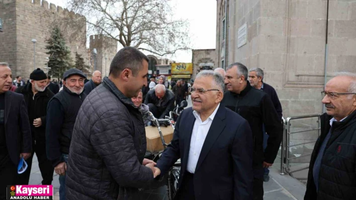 Büyükkılıç'tan Cumhuriyet Meydanı'nda esnaf ziyareti