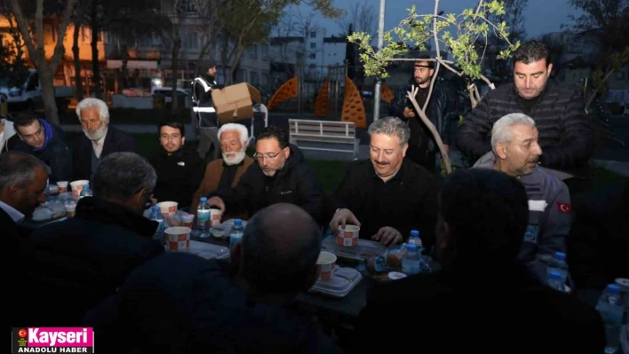 Palancıoğlu, Adıyaman'da depremzedelerle iftar sofrasında buluştu