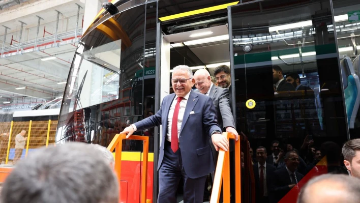 Büyükkılıç'tan tramvay açıklaması: 'Kayserimiz tüm hizmetlerin en iyisine layıktır'