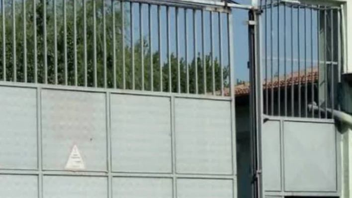 Duayen gazeteciden Vali Çiçek'e cezaevi tavsiyesi