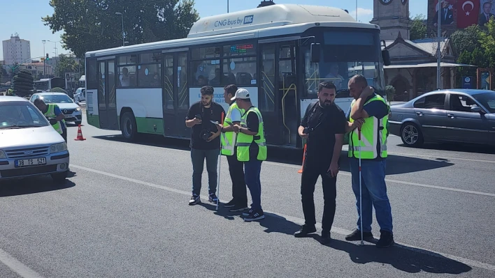 Cumhuriyet Meydanı'nda Farkındalık Yarattılar