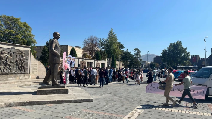 Cumhuriyet Meydanı'nda kutlama var!