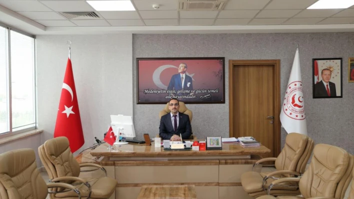 Cüneyt Özdemir'den 'Aİle Haftası' mesajı...