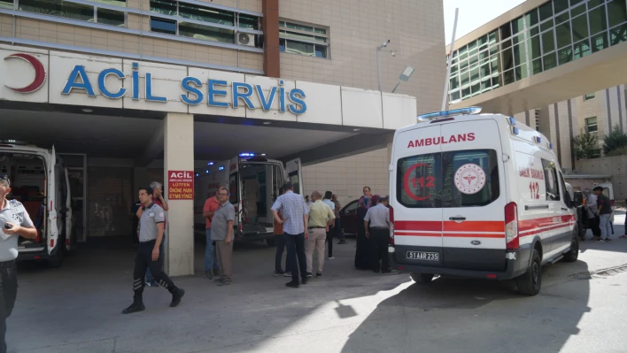 Ders sırasında deney kazası! Öğrenciler hastaneye kaldırıldı