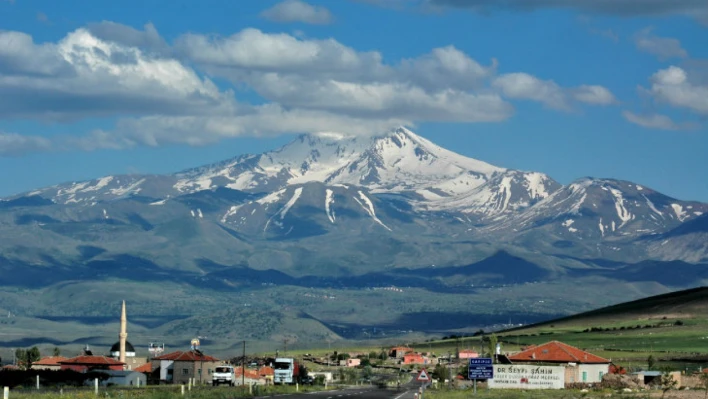 Erciyes Dağı'nın Zirvesinde Eğitim!