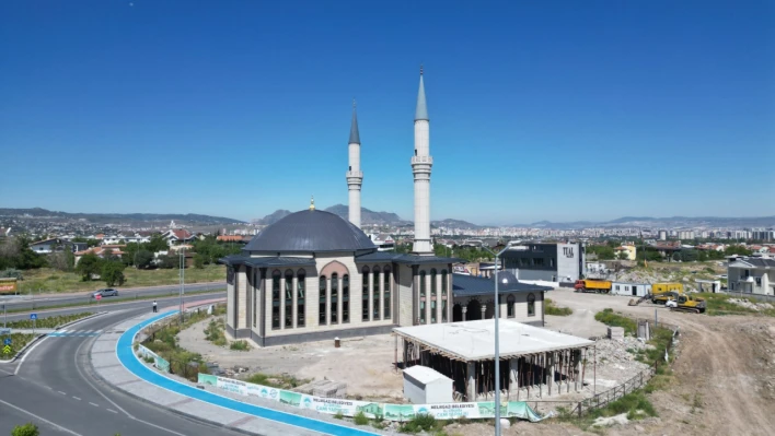 Erenköy Mahallesindeki Camii'de Çalışmalar Hızla Devam Ediyor