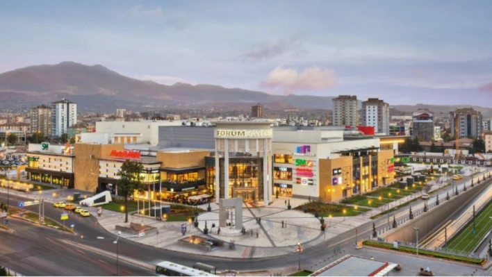 Forum Kayseri'nin Karşısındaki Köprü Tehlike Saçıyor