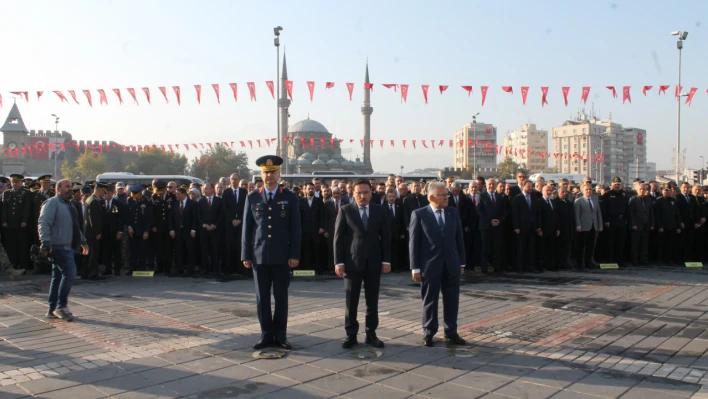 Gazi Mustafa Kemal Atatürk törenle anıldı...