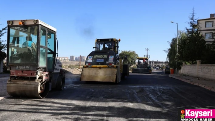 Gökkent Mahallesi'nde 5 sokakta yeni yol çalışması yapıldı