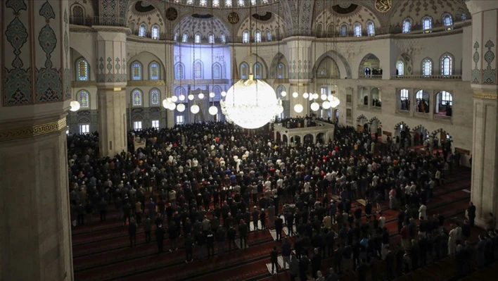 İl il bayram namazı saatleri... Kayseri'de bayram namazı kaçta?