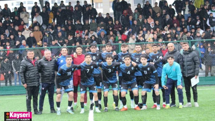 Kayseri Atletikspor, sezonu yenilgisiz tamamladı