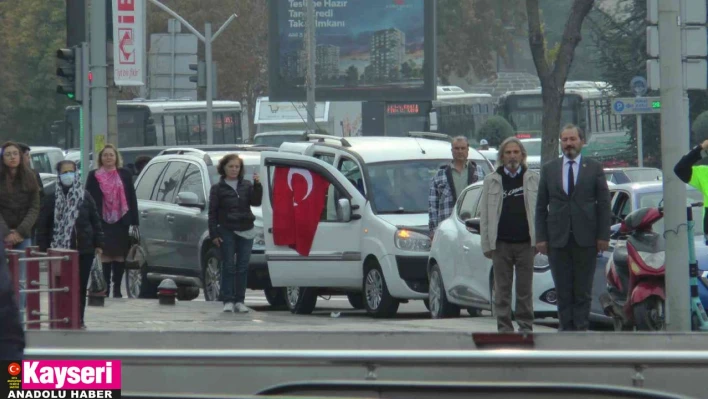 10 Kasım'da Ata'ya saygı duyuldu!