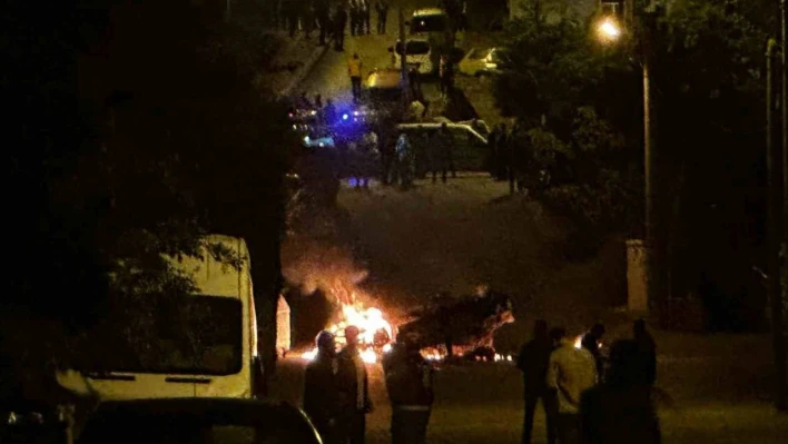 Kayseri'de olaylar dindirilemiyor, çıkan olaylarlarda 10 polis yaralandı