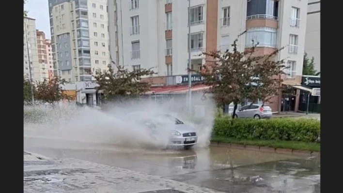 Kayseri'de Trafik Çöktü: LPG'li Araçlar Battı, Çekiciler Yetişemiyor!