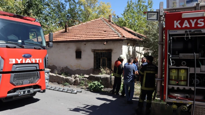 Kayseri'de yangın çıkan ev kullanılamaz hale geldi!