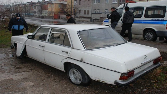 Melikgazi Belediyesi sahipsiz hurda araçları toplayacak