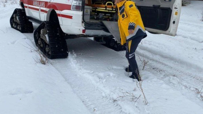 Karlı yollar sağlıkçıları durduramadı