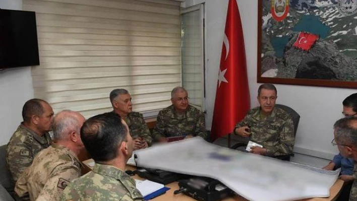 Orgeneral Akar'dan  terörle mücadele mesajı   