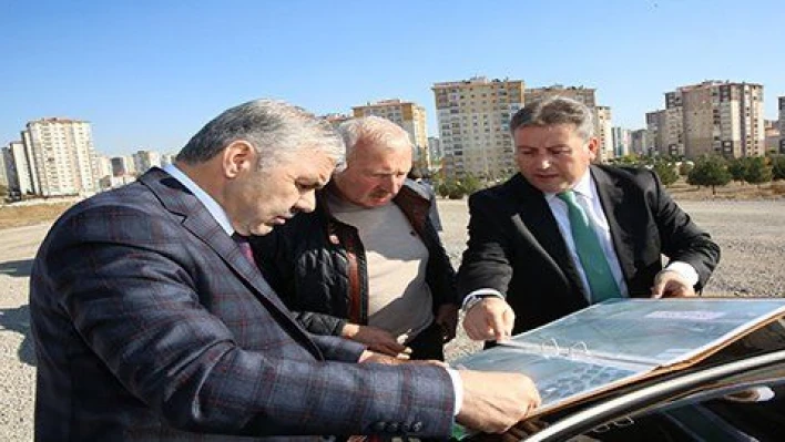 Başkan Çelik ERÜ'yü Halef Hoca Caddesi'ne bağlayan yeni yolu inceledi 