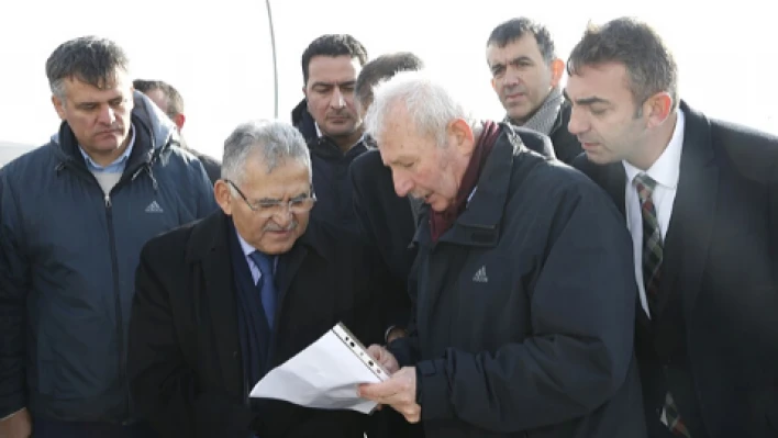 Büyükkılıç, Şehir Hastanesi önünde incelemede bulundu