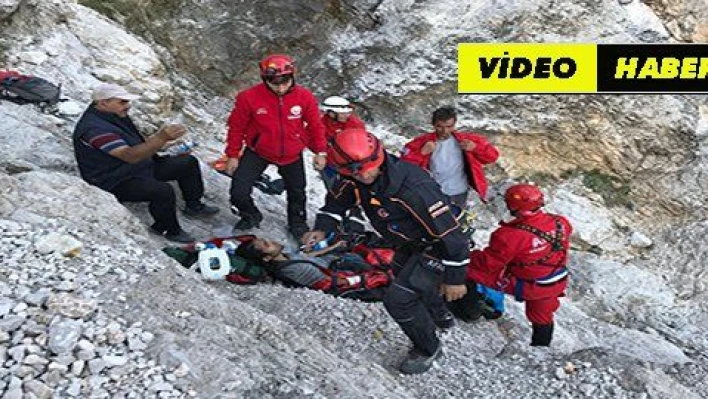 Dağa çakılan paraşütçü nefes kesen operasyonla sağ olarak kurtarıldı